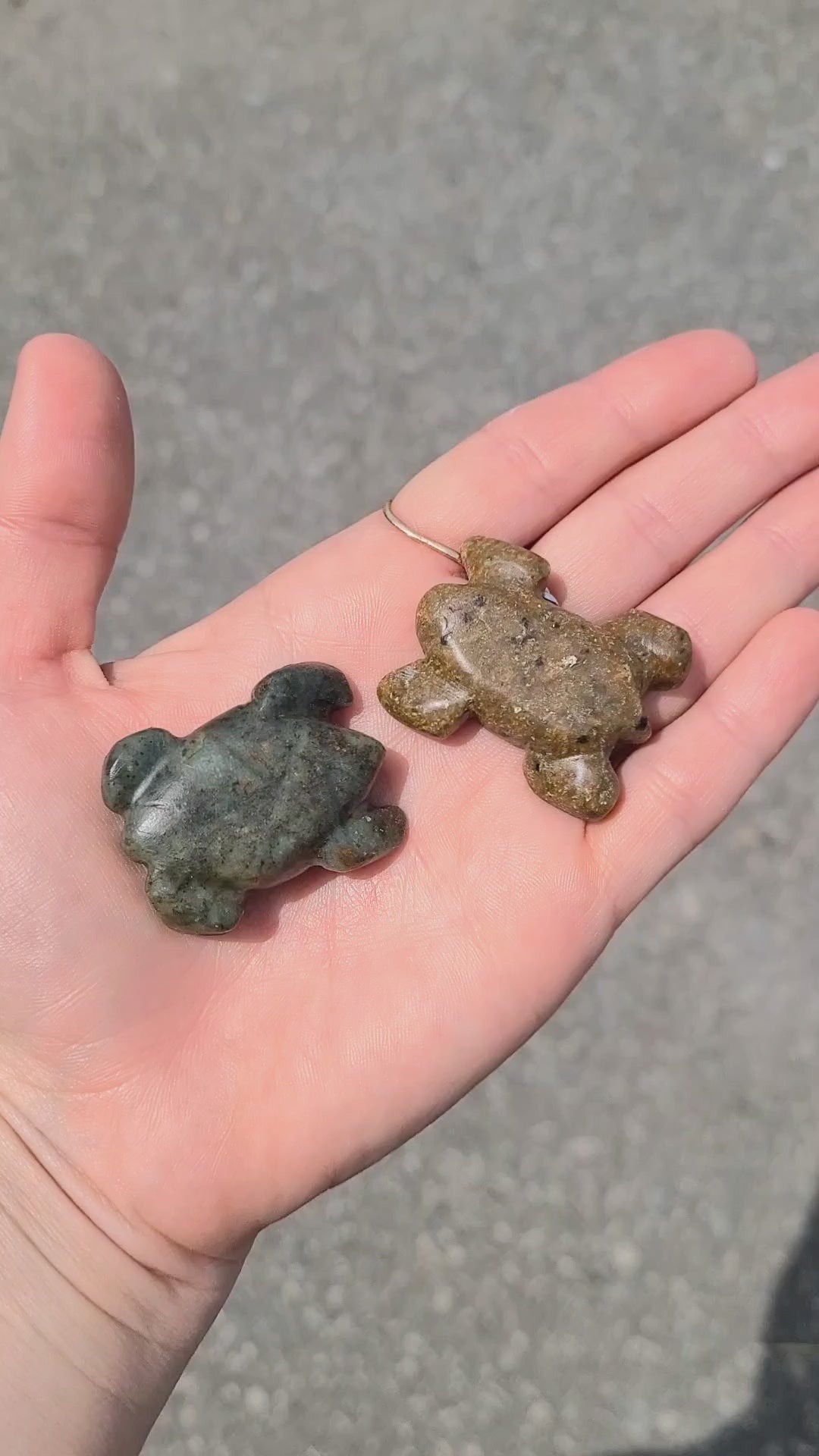 Leeep Frog Game - Carve your own soapstone pieces