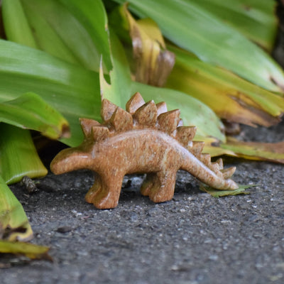 Kit de Escultura em Pedra-sabão – Stegosaurus
