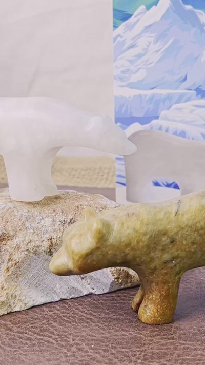 Kit Duplo de Escultura em Alabastro e Pedra-sabão – Urso e Urso-polar